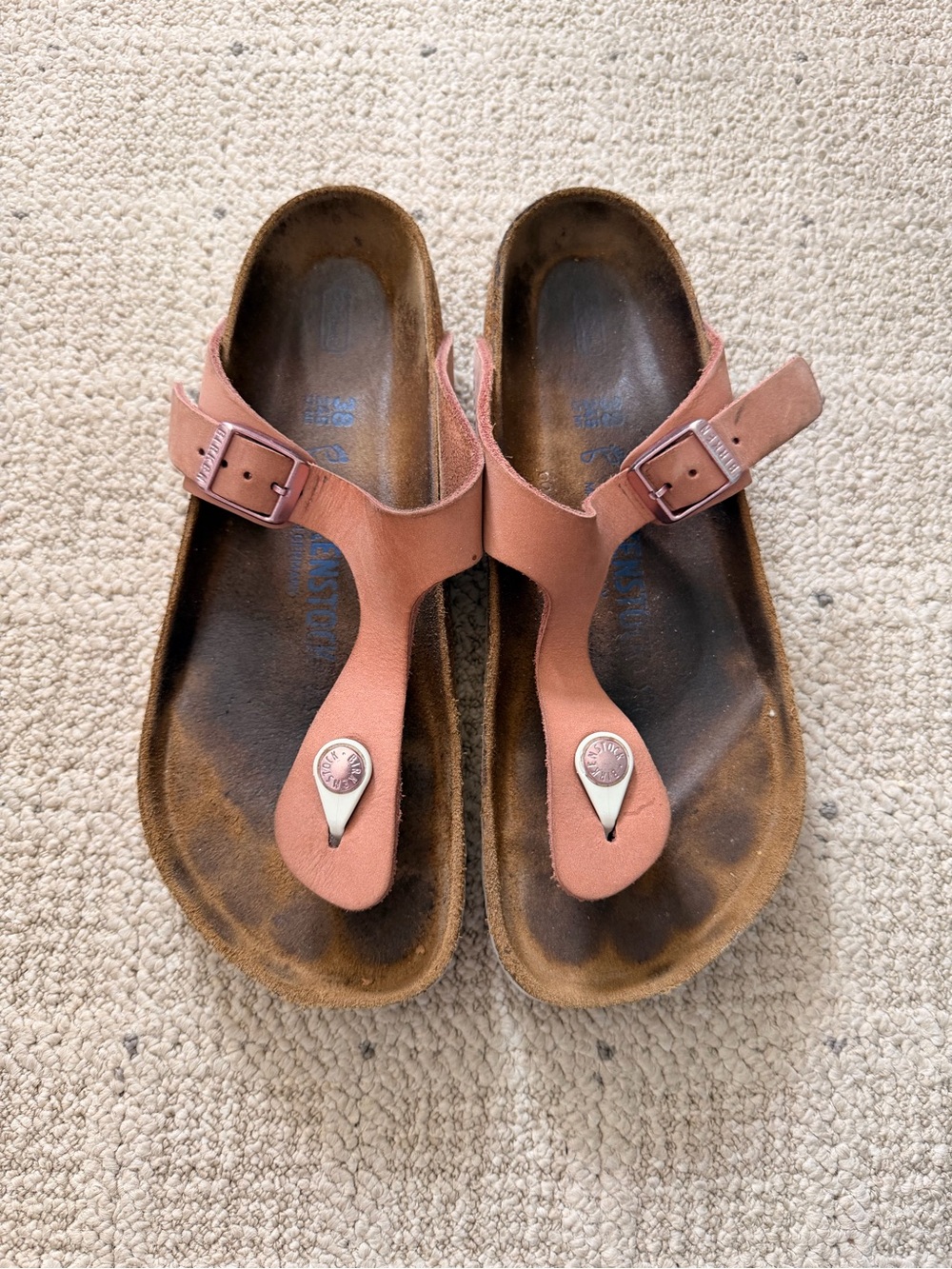 Birkenstock Antique Rose Leather, Soft Footbed Gizeh Sandals 38